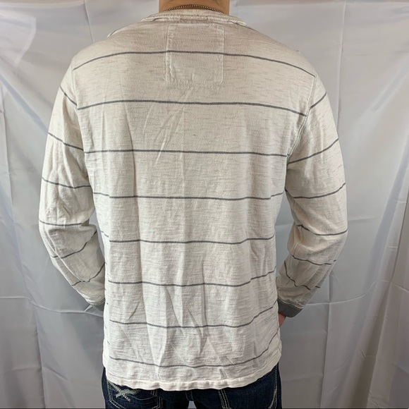 AEO Vintage Fit Long Sleeve Shirt - Picture 2 of 4